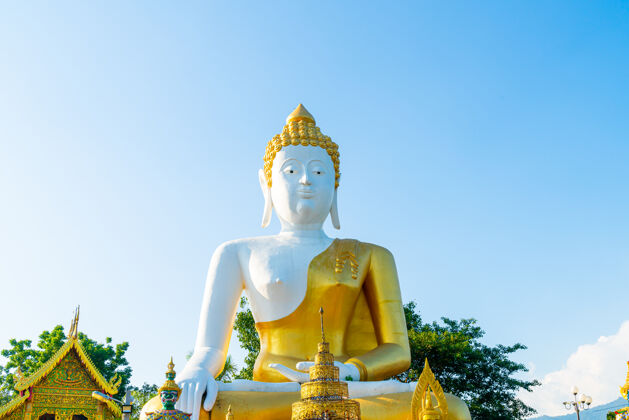 亚洲泰国清迈的一座金山寺雕像麦传统