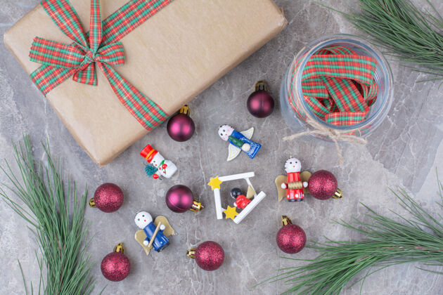采购产品礼品圣诞玩具与罐子 礼物和弓圣诞玩具圣诞盒子礼物