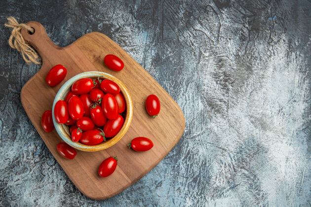 西红柿顶视图红樱桃番茄红色樱桃健康