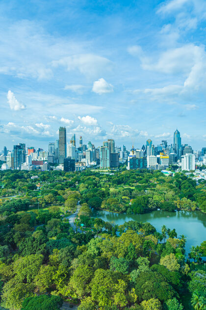 地产泰国曼谷隆皮尼公园周围的城市建筑和美丽的城市景观高市中心高