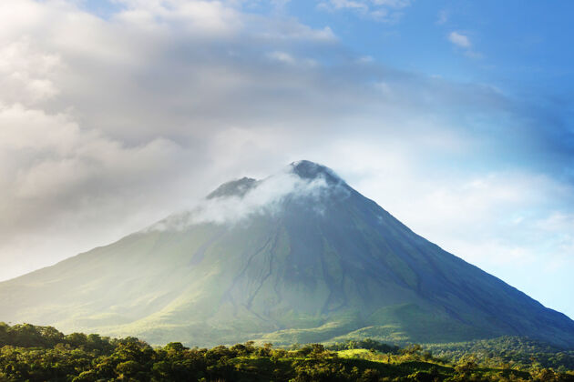 徒步旅行中美洲哥斯达黎加阿雷纳尔火山风景优美中央路径风景