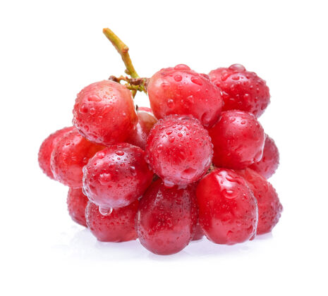 食物白底上有水滴的红葡萄成熟收获甜点