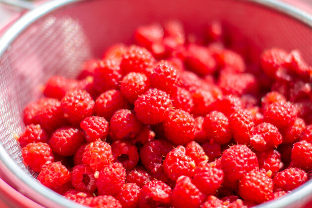 水果桶里的红树莓园艺配料营养