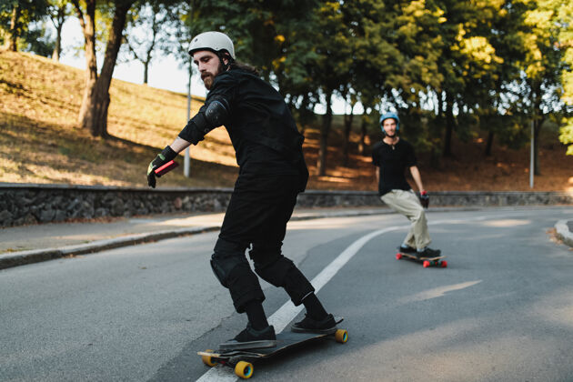 运动永恒的滑板城市高中高质量的照片年轻人街道滑板