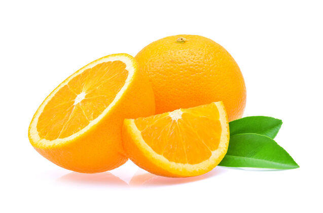 白色橙色水果隔离在白色水果有机切块