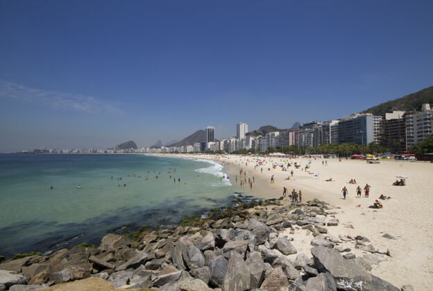 户外巴西里约热内卢夏天的科帕卡巴纳海滩度假建筑海滩