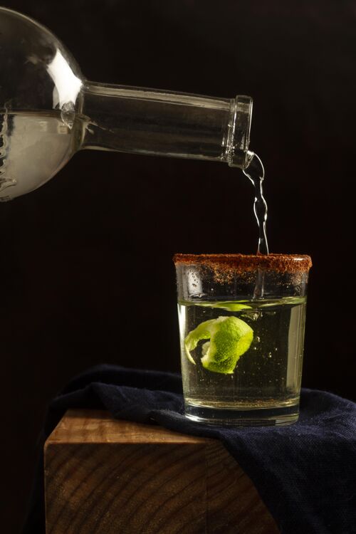 成分美味的mezcal饮料成分美味传统酒精
