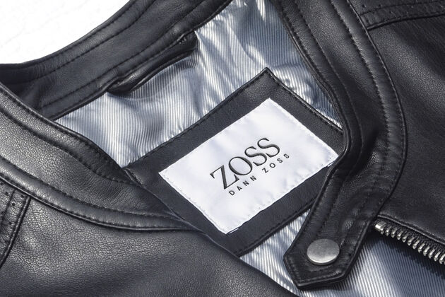 服装商标样机豪华黑色皮夹克标签企业标签时尚