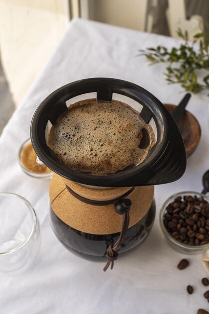咖啡豆咖啡机在桌子上香味咖啡机咖啡机
