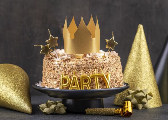分类美味的皇冠派对蛋糕聚会装饰聚会水平