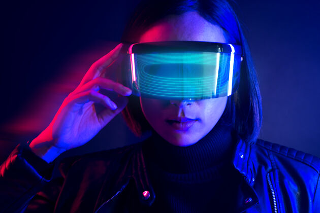 眼镜戴眼镜的女人增强现实蓝色社交媒体封面虚拟技术增强现实