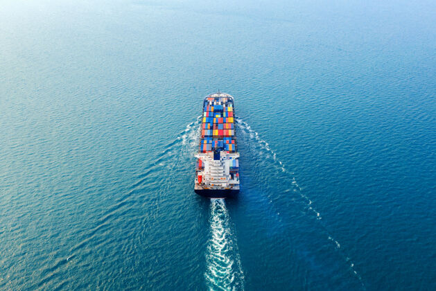 全球海上集装箱货船鸟瞰图技术顶部船舶