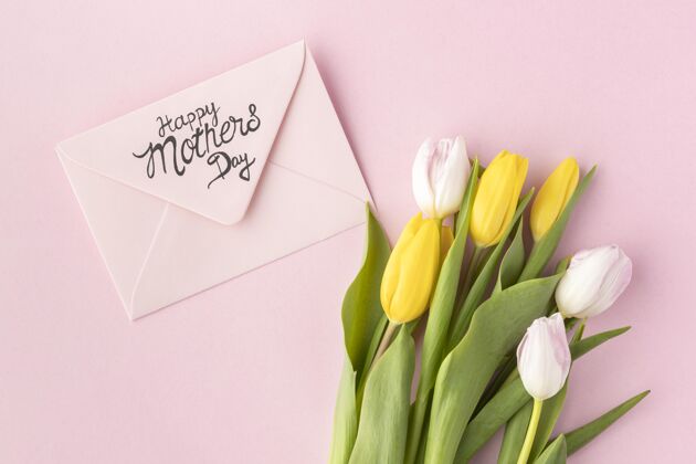 信封俯瞰母亲节活动的美丽构图庆祝花母亲节