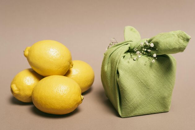 花卉靠近午睡旁的柠檬生态零浪费柠檬