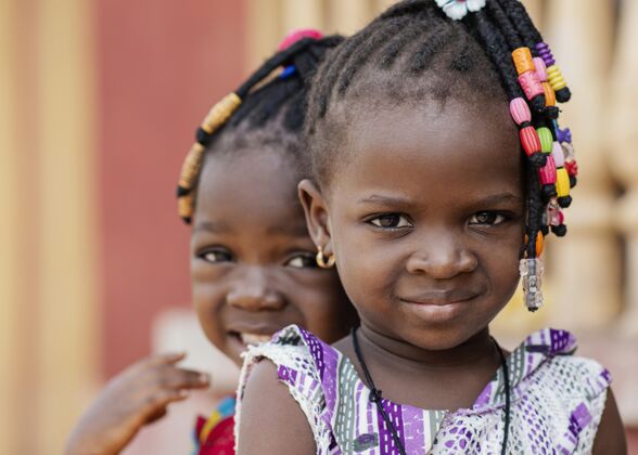 第三世界近距离观察非洲女孩乡村生活方式种族