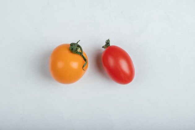 展示新鲜的有机红黄番茄高品质照片自然杂货店樱桃