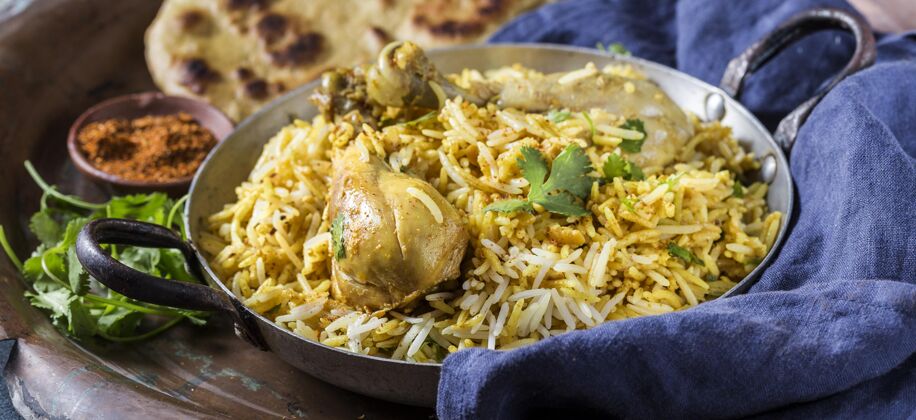烹饪高角度巴基斯坦菜安排安排亚洲美食