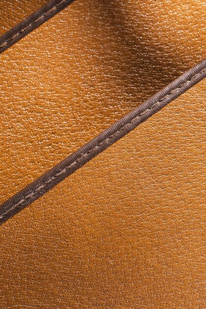 表面皮革表面特写与缝线粗糙工艺垂直